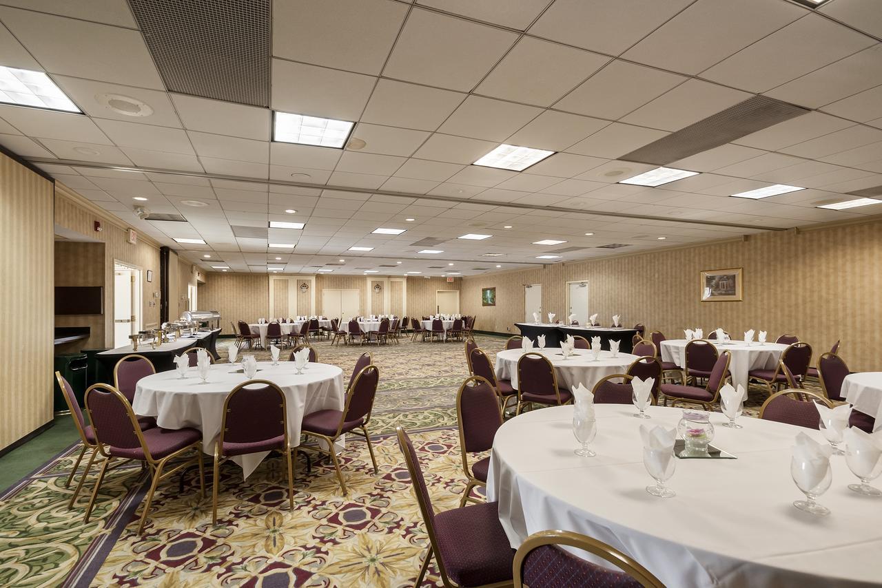 Quality Inn Windsor Mill Ngoại thất bức ảnh